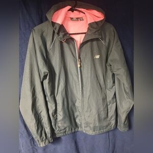 New Balance Women's Gray And Pink Windbreaker